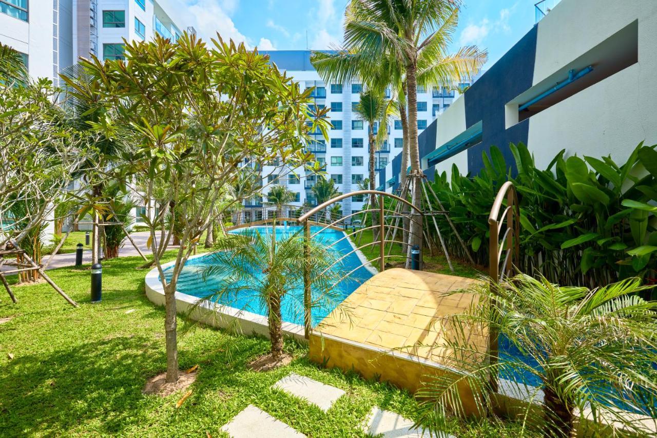 Arcadia Beach Resort Bytech Патая Екстериор снимка